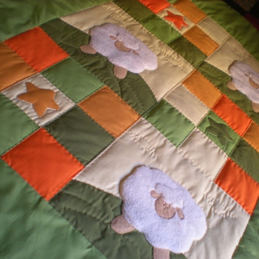 Подбираем размер детского одеяла: для новорожденных, для дошкольников, для подростков