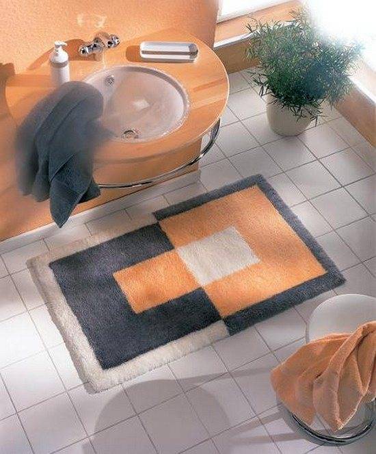 Какой выбрать коврик для ванной комнаты: виды, материал и формы ковриков