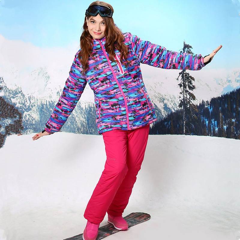 Топ 10 лучших женских горнолыжных курток | модные новинки сезона