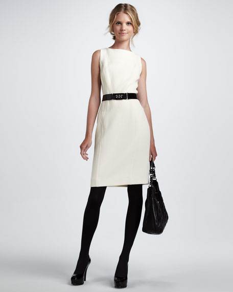 Белое платье черные колготки туфли