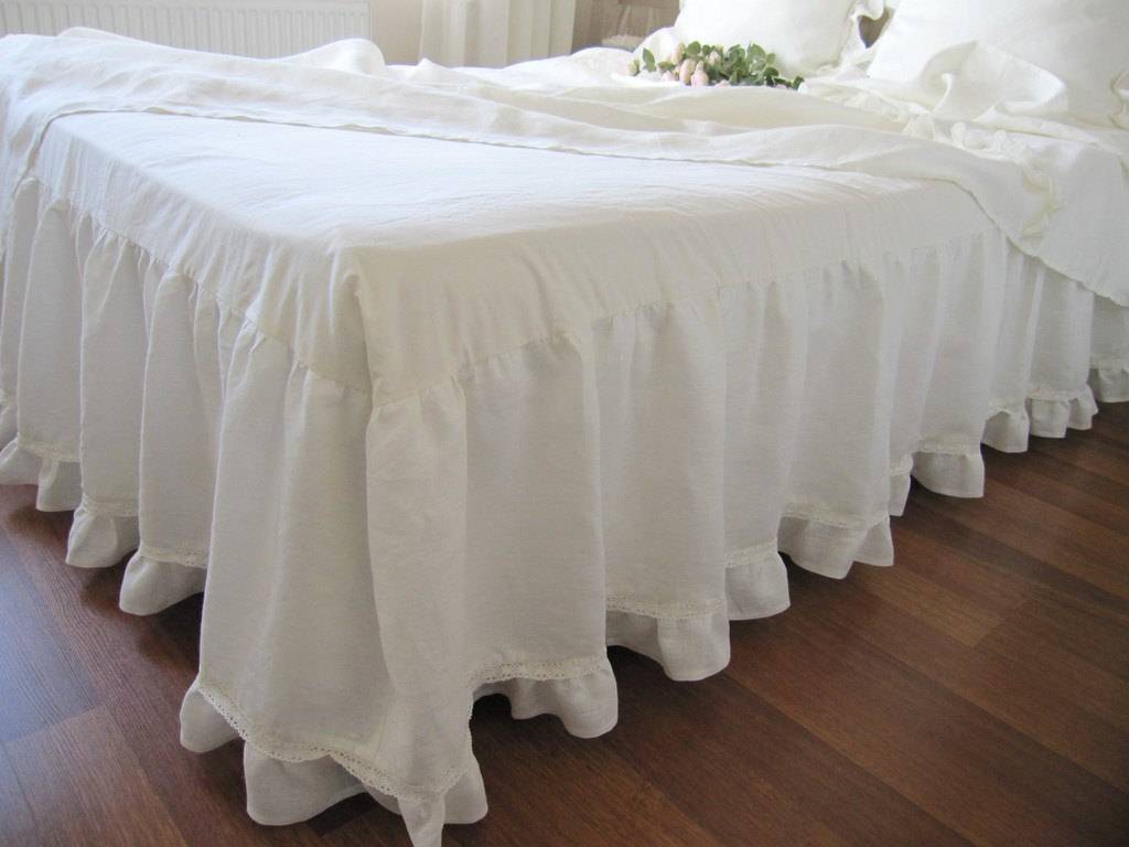 Красиво и очень удобно: как сшить съемную юбку для кровати на липучках
