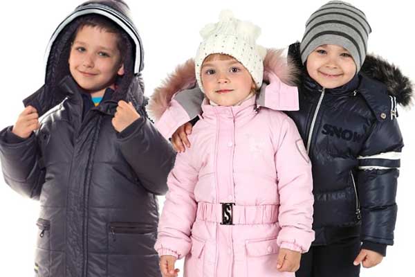 Выбираем лучшие бренды зимней одежды для детей в 2021 году