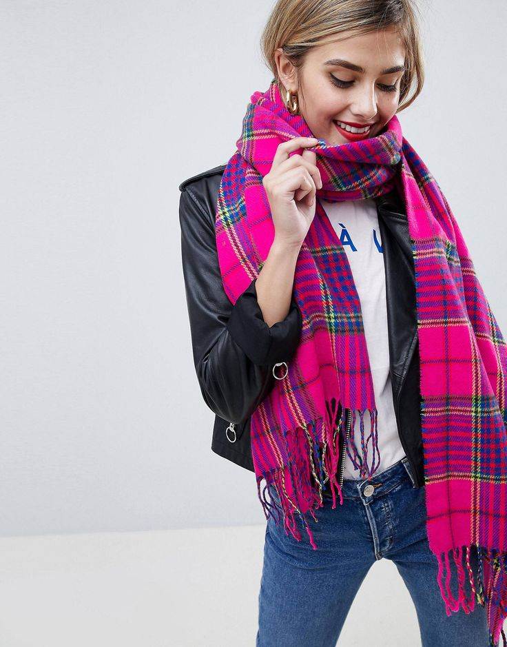 Как подобрать шарф к пальто по цвету: фото, примеры
