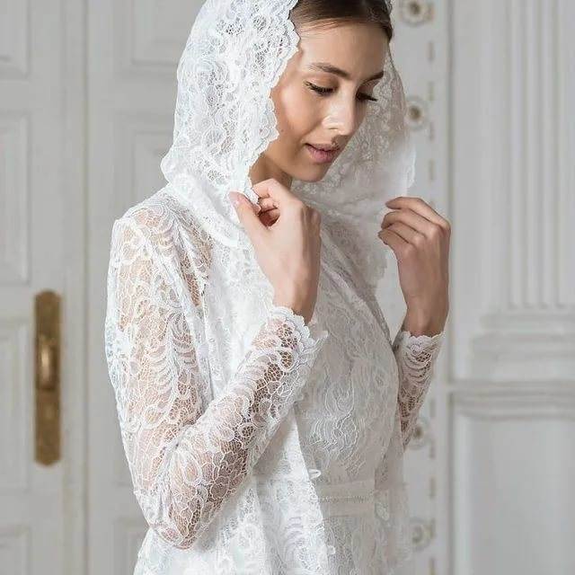 Платье для венчания в церкви: фото нарядов, советы по выбору и табу