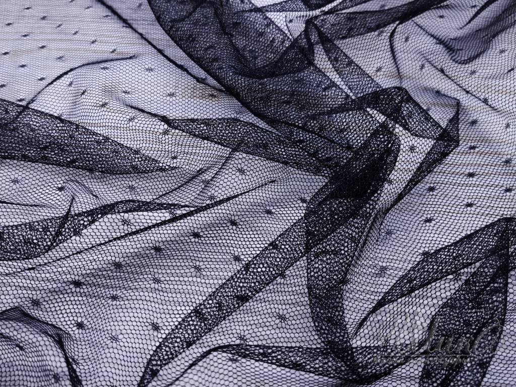 Как называется ткань сетка для платья и других изделий, как с ней работать?