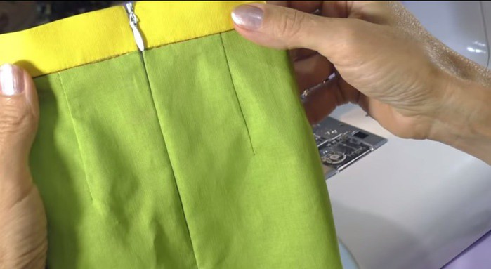 Как вшить потайную молнию в платье: технология втачивания скрытого замка, инструменты и материалы для работы