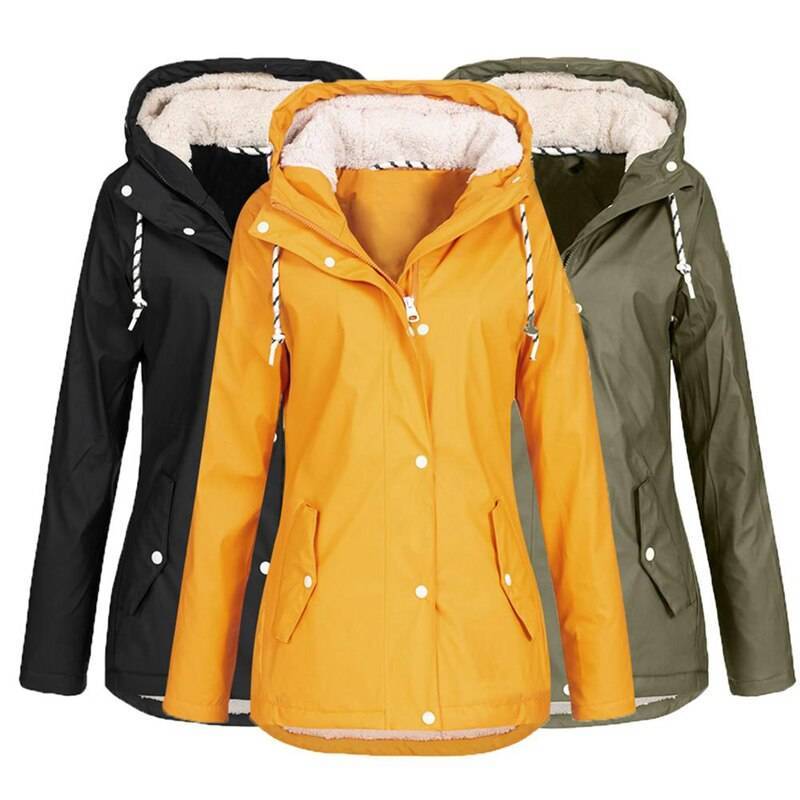 Женские водонероницаемые (мембранные) куртки для туризма и походов