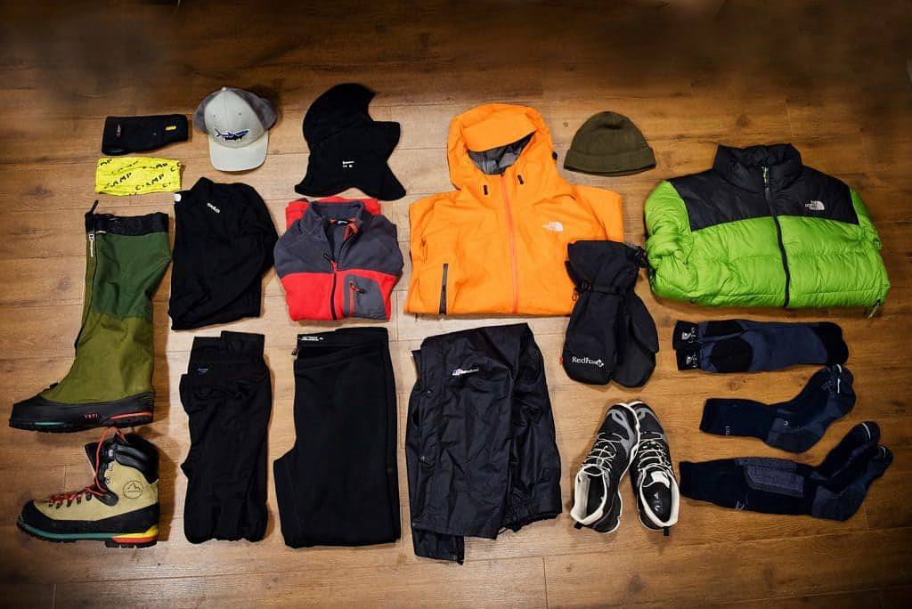 Как выбрать одежду и обувь для похода