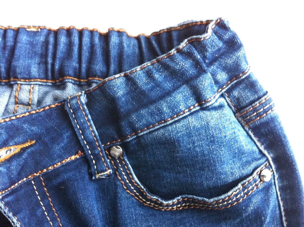 Как ушить джинсы в талии в домашних условиях без машинки потайным швом пошагово