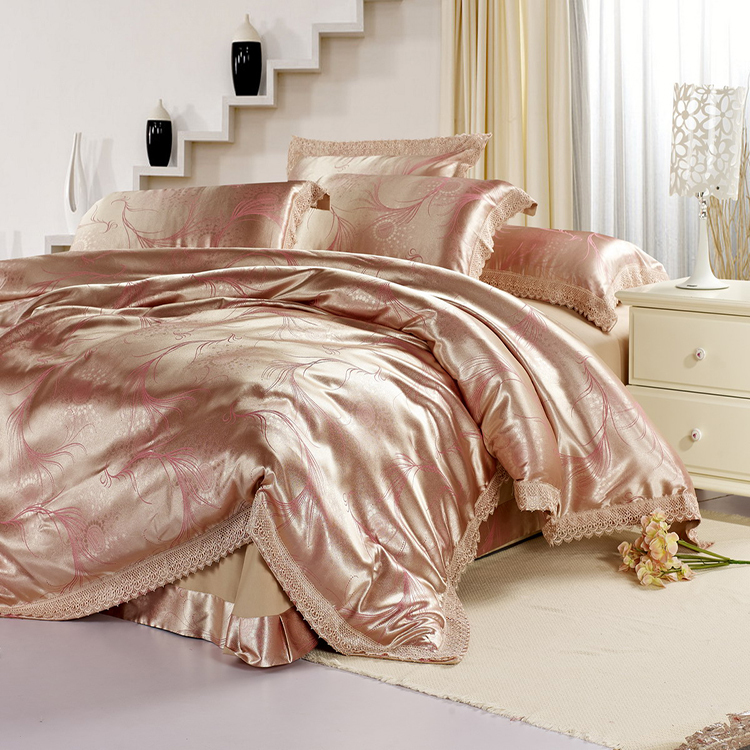 Комплект шелкового постельного белья: искусственную или натуральную ткань выбрать | текстильпрофи - полезные материалы о домашнем текстиле