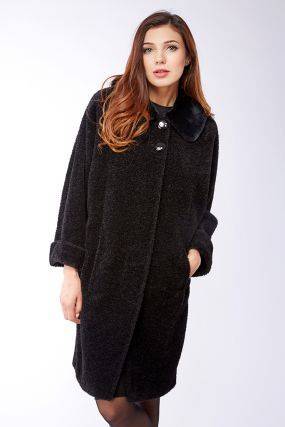 Женское пальто из альпака — лучший вариант для холодной зимы