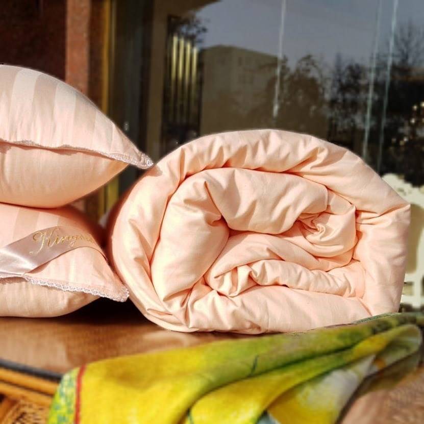 Шелковое одеяло: плюсы и минусы, особенности наполнителя, как выбрать » сонный кот