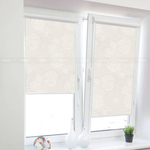 Рулонные шторы блэкаут на пластиковые окна: от производителя, как выбрать светонепроницаемость, отзывы
