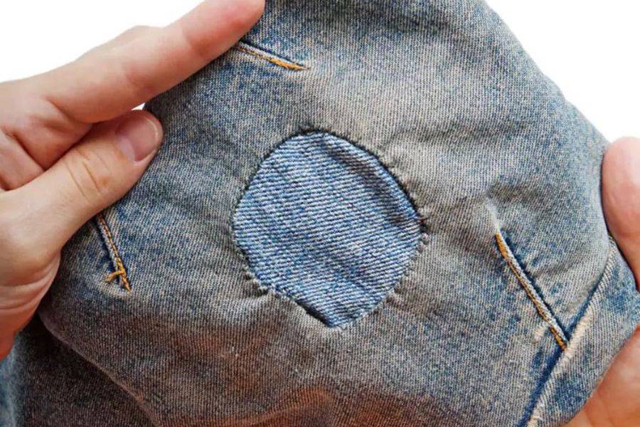 Как зашить дырку на штанах, подбор ниток и иглы, особенности ремонта