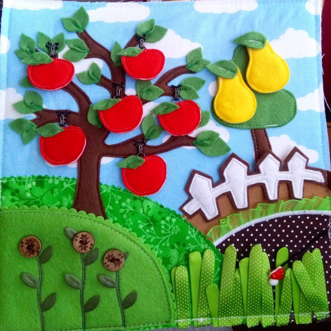 Игрушка картина панно рисунок раннее развитие праздник осени шитьё развивающее панно "времена года" пуговицы ткань фетр
