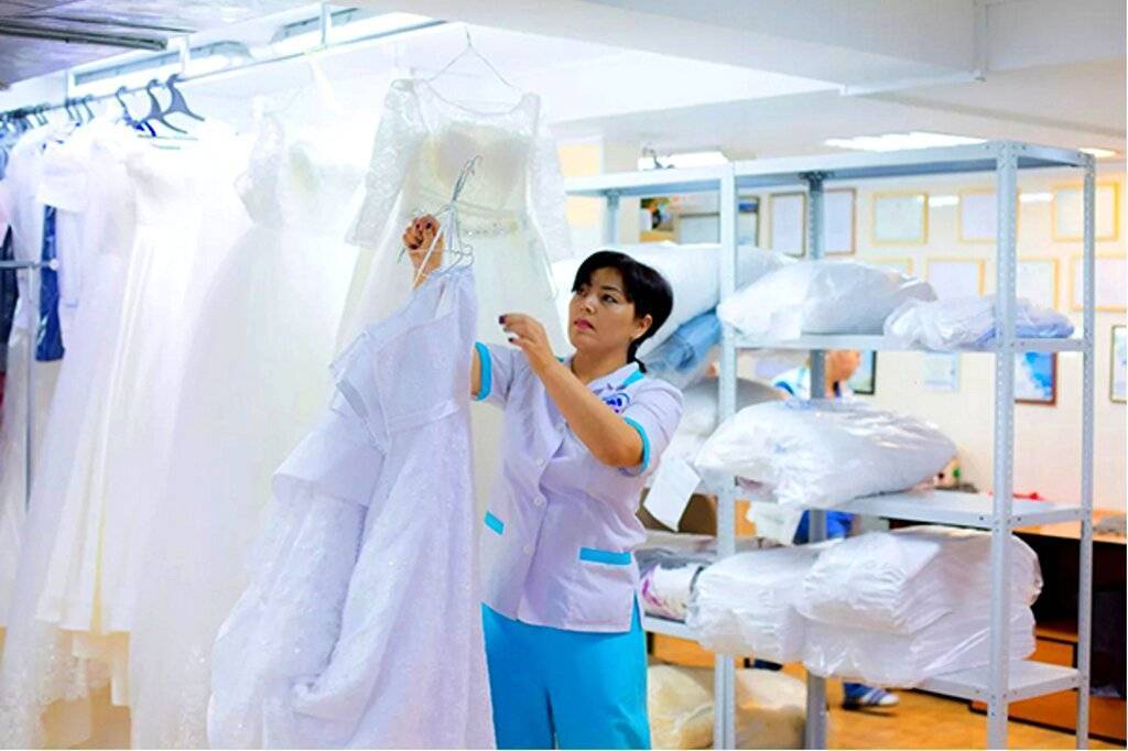 Постирать свадебное платье. методы чистки свадебного платья