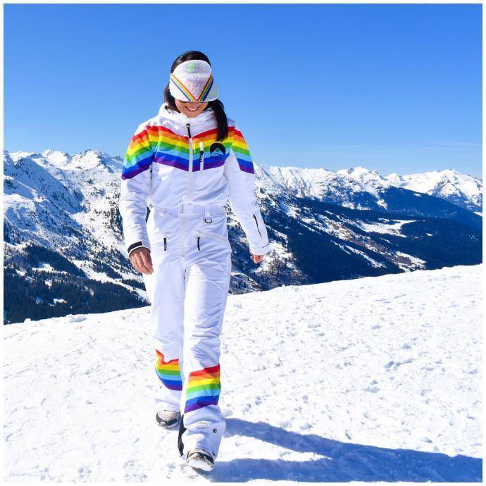 Идеальное вложение: как выбрать модный и удобный горнолыжный костюм зимой 2021