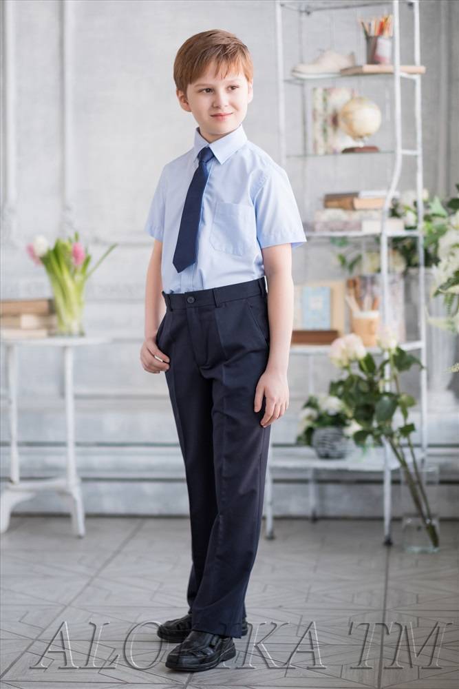 Выбираем школьные брюки для мальчика - от классики до современных модных тенденций