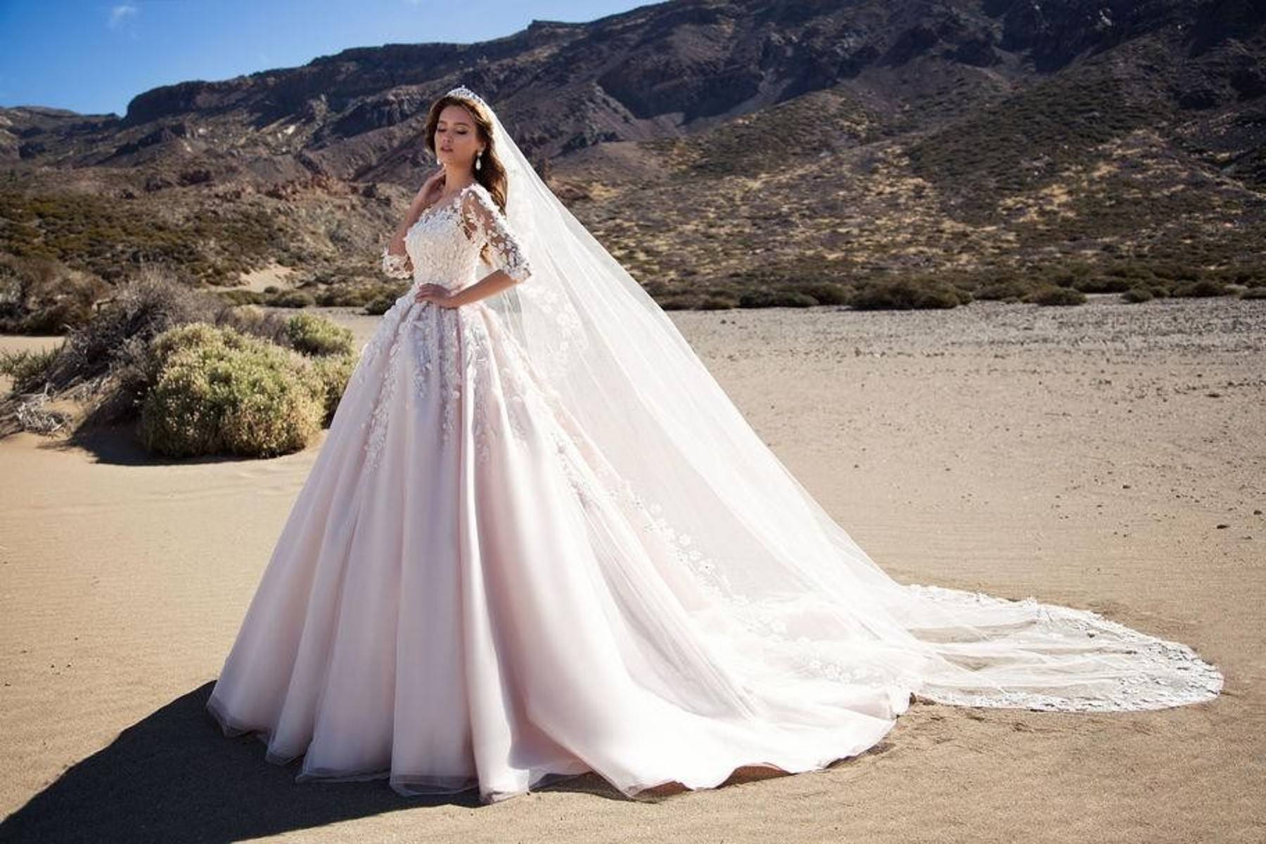 Как стать самой красивой невестой: Модные свадебные наряды