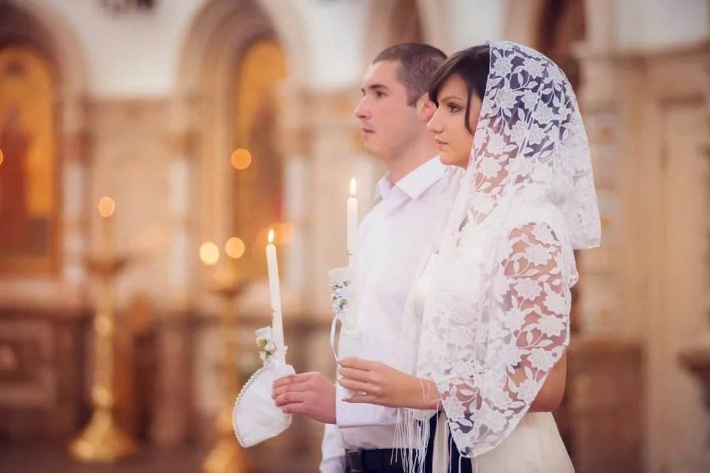 Одежда для венчания: табу и советы, что надеть на таинство