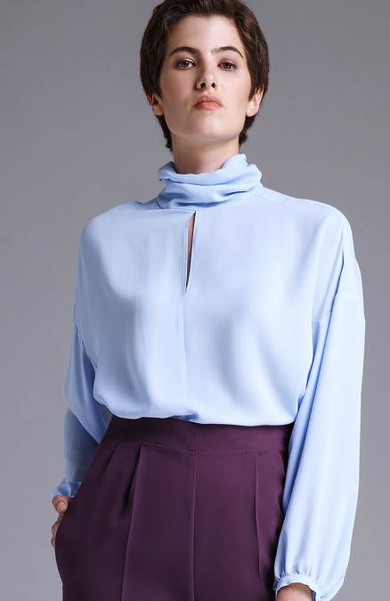 Блузка со складками от горловины | выкройки одежды на pokroyka.ru