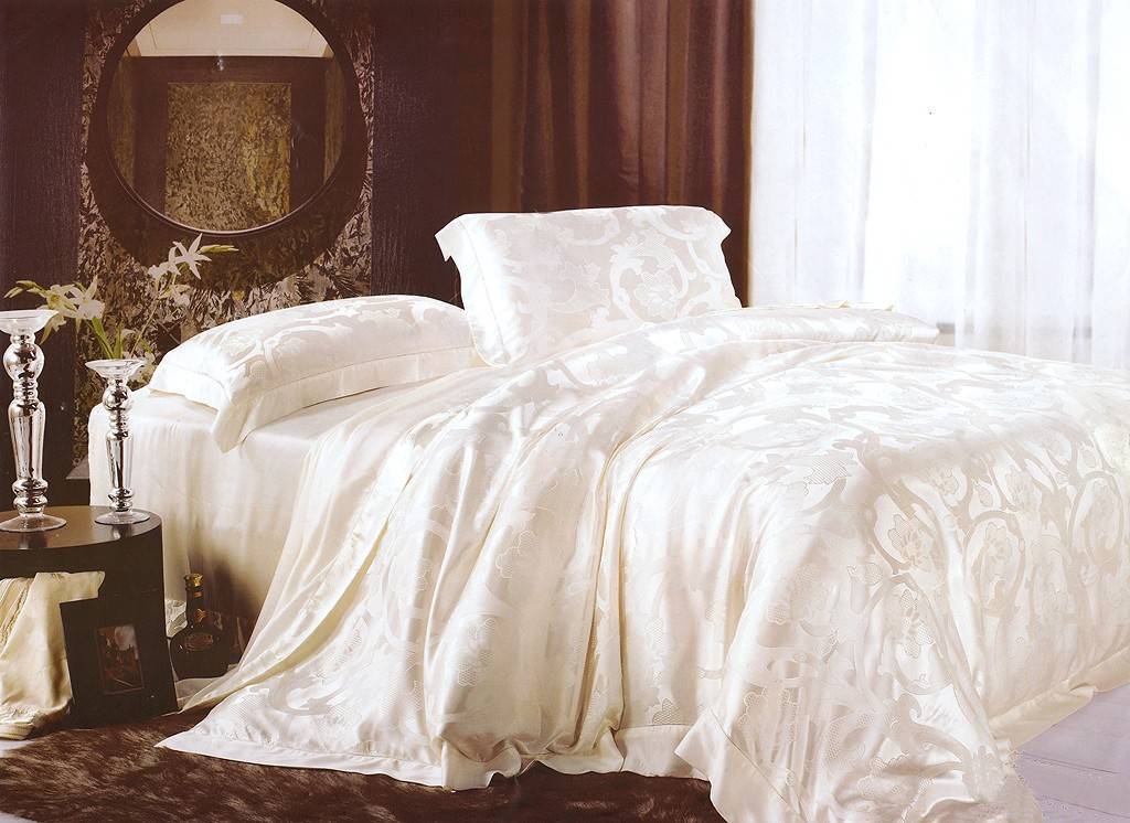 Выбор постельного белья из шелка по отзывам и свойствам - полезная статья текстиль домой