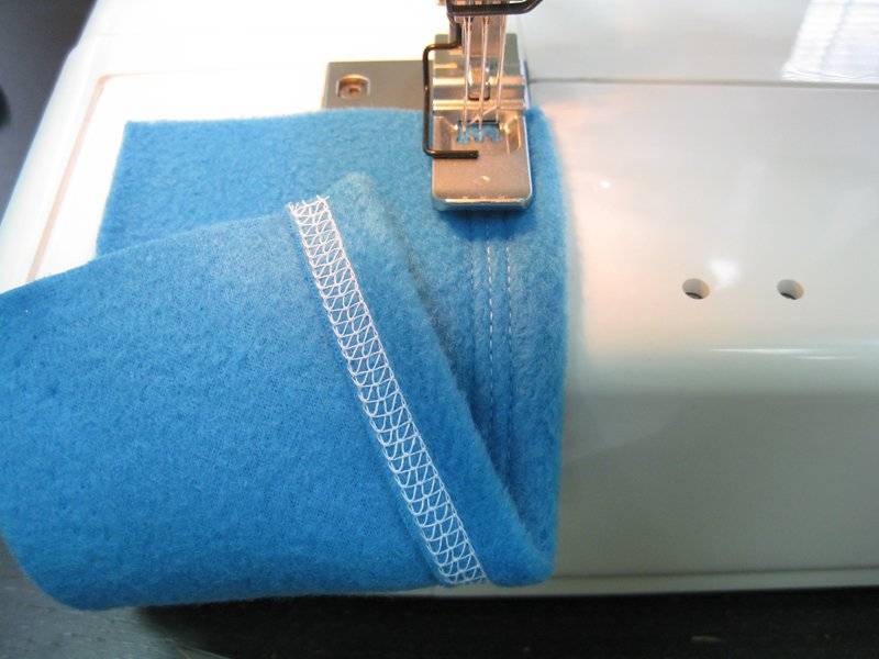 Оверлочный шов на швейной машинке — как сделать