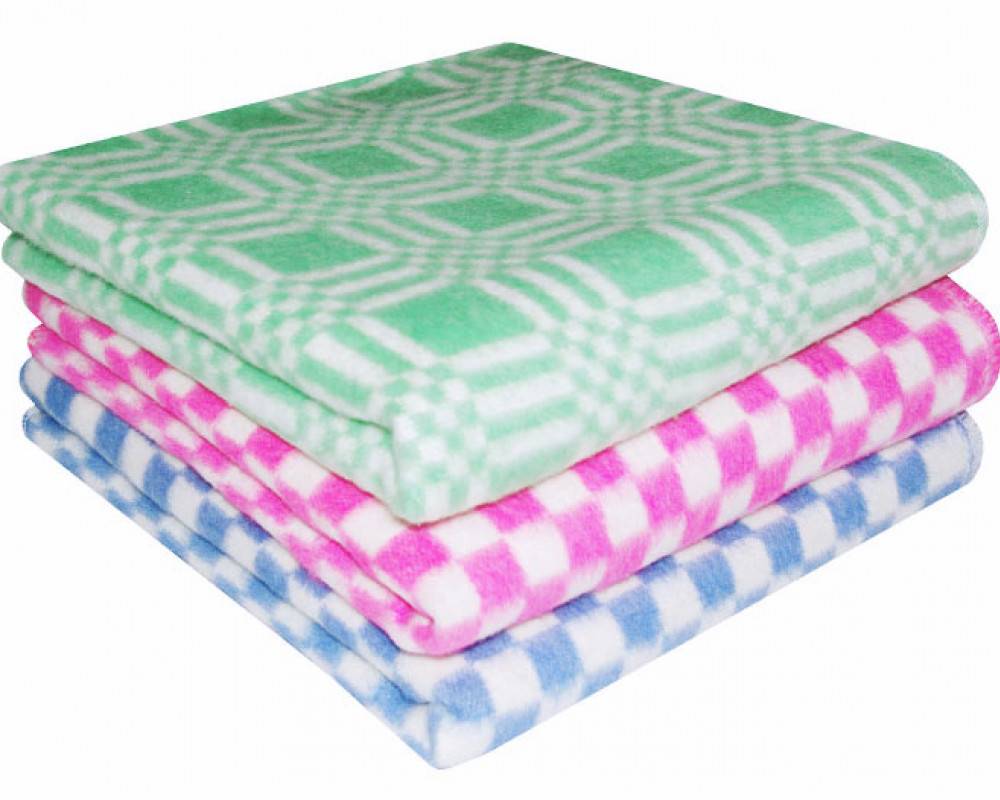 Байковые одеяла: из чего сделаны, состав, плотность. байковое одеяло: что это такое, как выглядит, плюсы и минусы, размеры