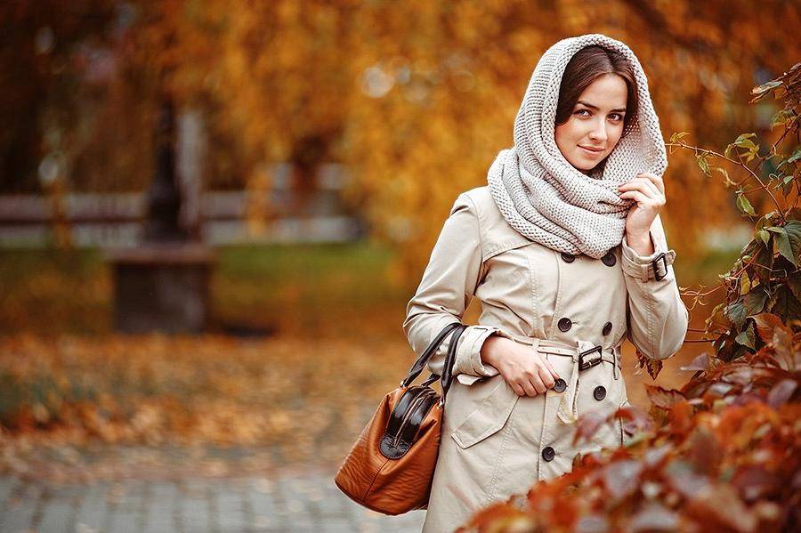 Что носить осенью и зимой 2019-20 женщинам за 40 - луки с фото