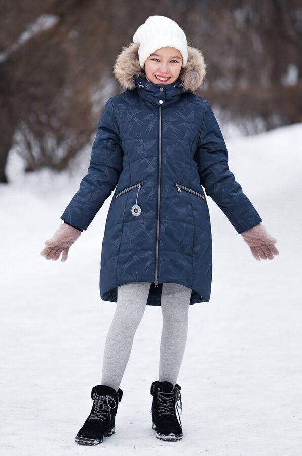 Как выбрать детское пальто для девочки