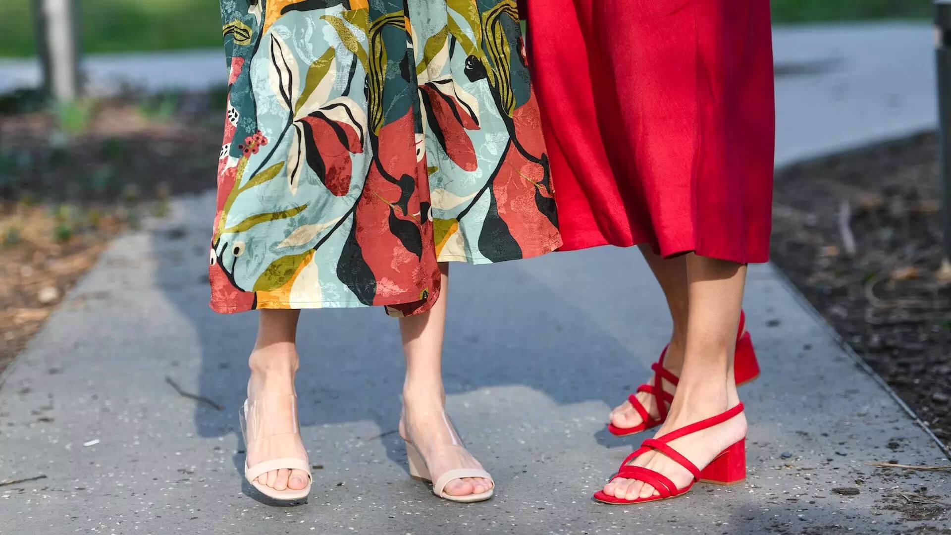 Какие модели женских сандалий будут в тренде летом