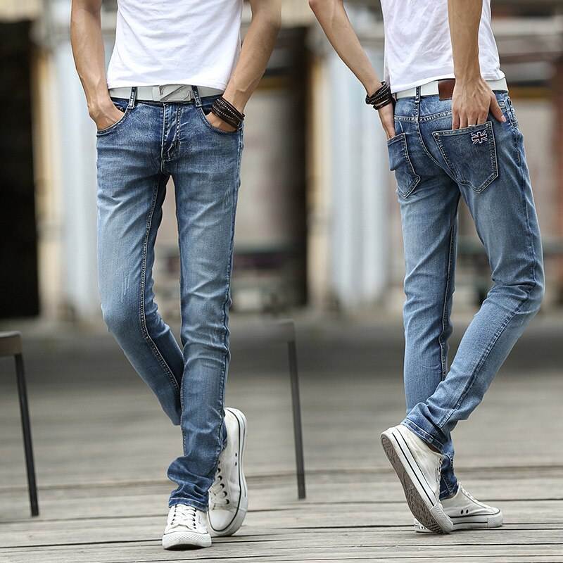 Как сейчас носят джинсы мужчины
