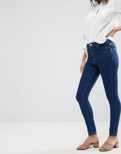 Джинсы скинни — что это такое: с чем носить, 25 фото женских и мужских моделей | джинсы | mattrasik.ru