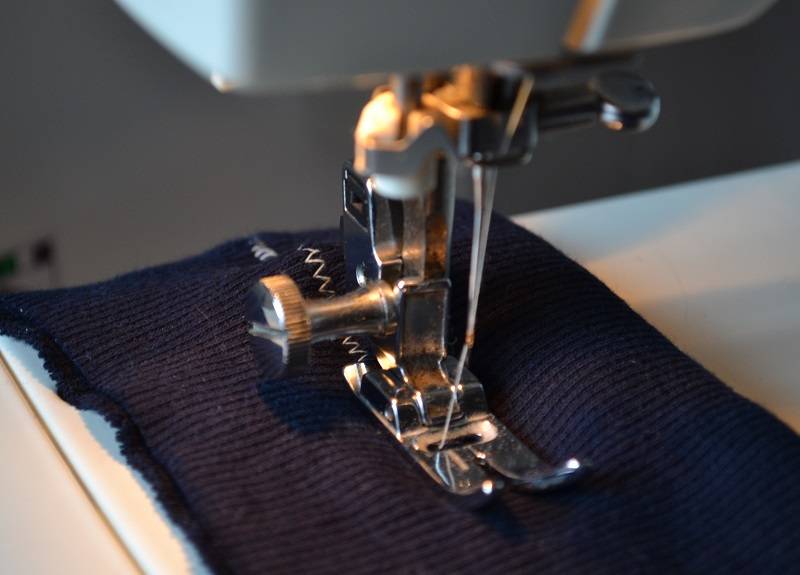 Парочка простых способов для новичков: как шить кожу на швейной машинке