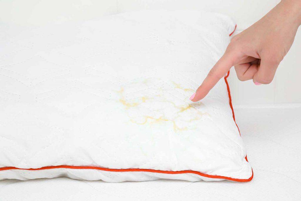 Как отбелить постельное бельё: убираем желтизну и серость