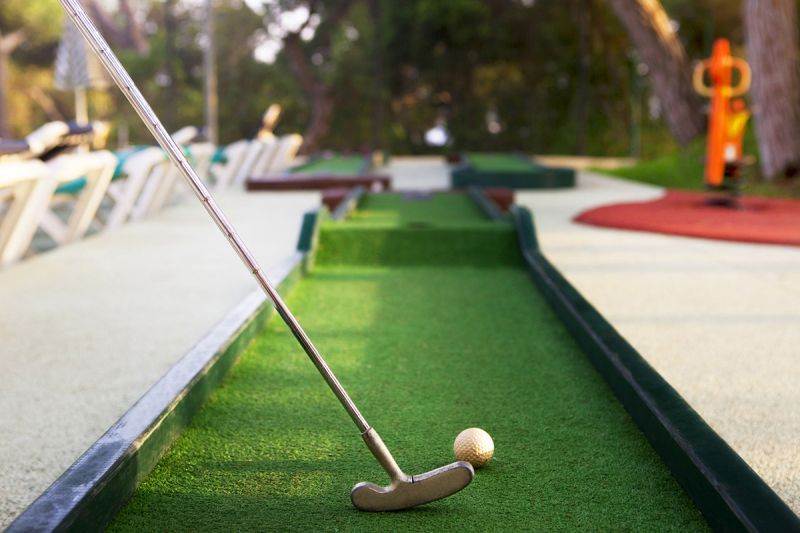 Правила игры в мини-гольф | minigolf.kz