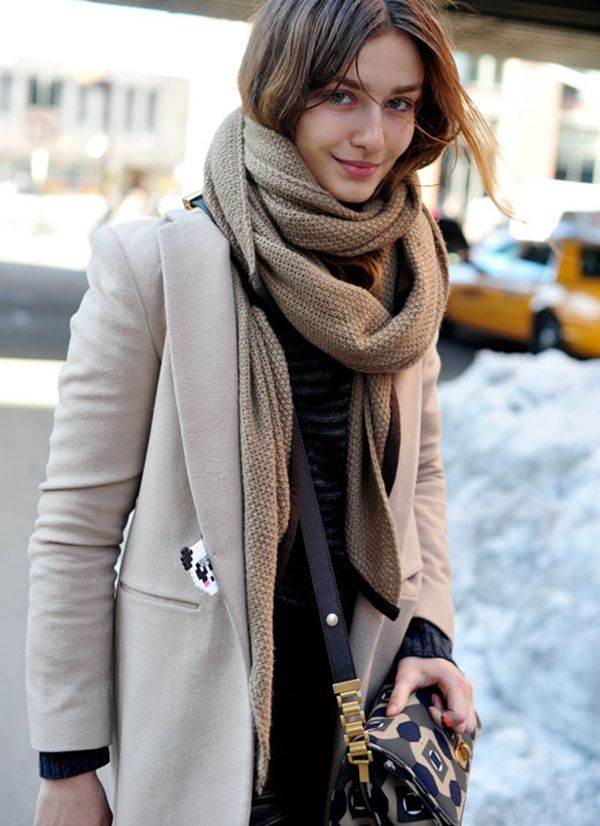 Какие шарфы подходят к пальто: фото и как подобрать аксессуары к верхней одежде разных цветов