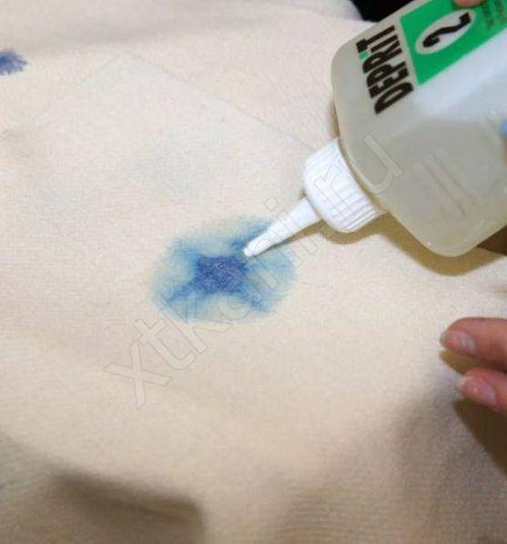 Как отстирать ручку с белой одежды: способы удалить чернила шариковой или гелевой пасты с ткани и других материалов