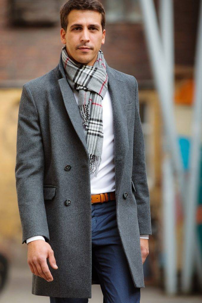 Как мужчине завязать шарф на пальто: советы для стильных