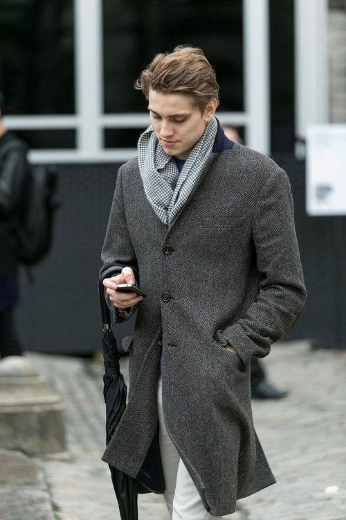 Мужское пальто шарф