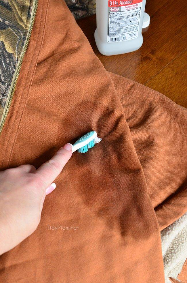 Как отстирать краску с одежды в домашних условиях