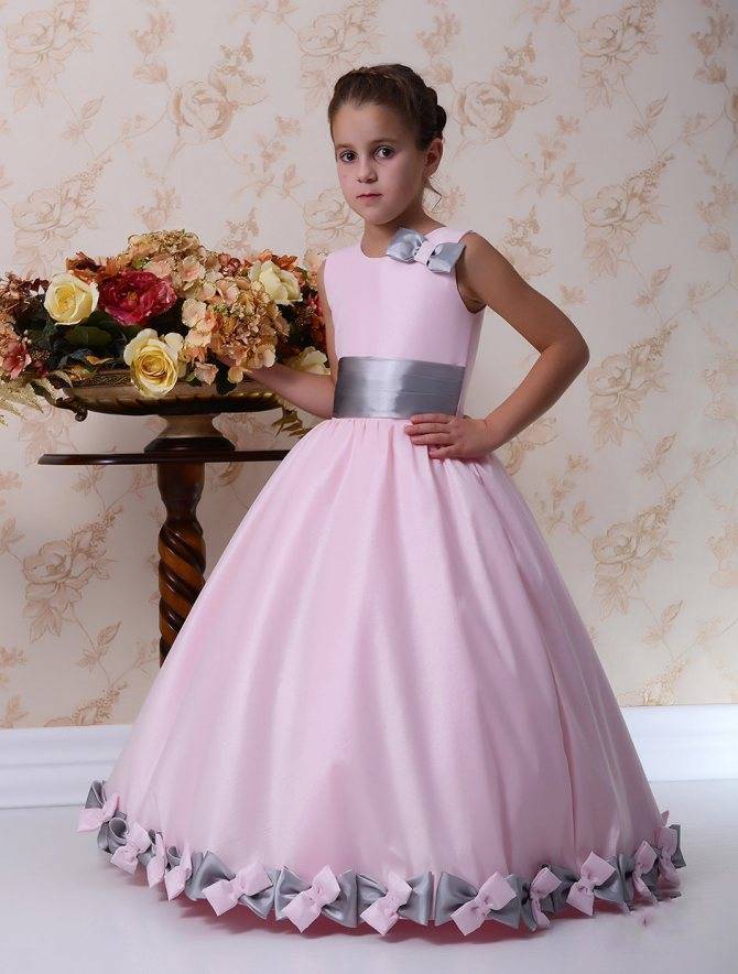 Детские выпускные платья 2021: что в тренде в этом году (25 фото + видео)