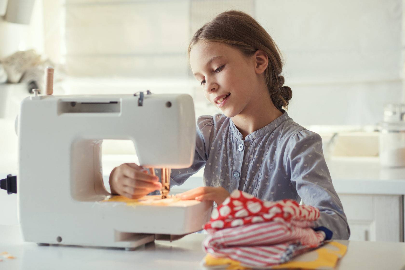 Как выбрать швейную машинку для домашнего использования: обзор 5 лучших моделей