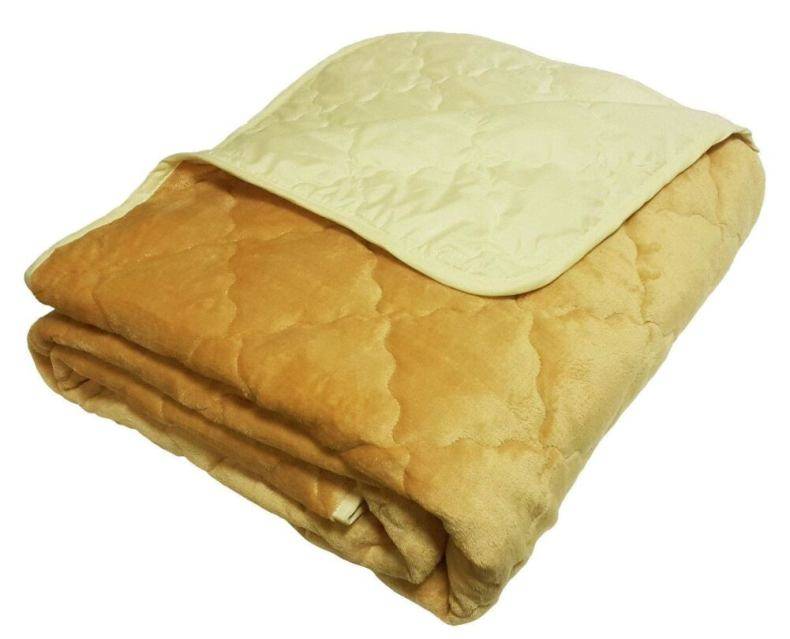 Одеяло из верблюжьей шерсти: плюсы и минусы, разновидности, особенности ухода, правила выбора, отзывы