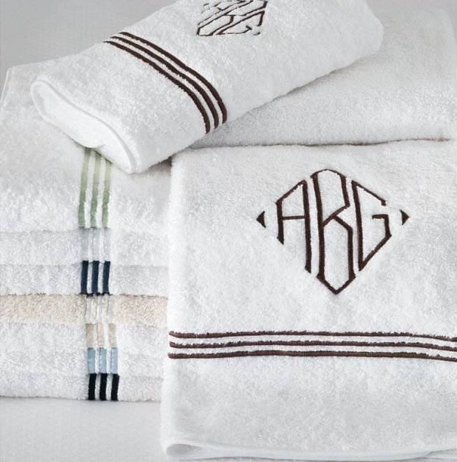 Красивые полотенца с символикой, именем или надписями | текстильпрофи - полезные материалы о домашнем текстиле