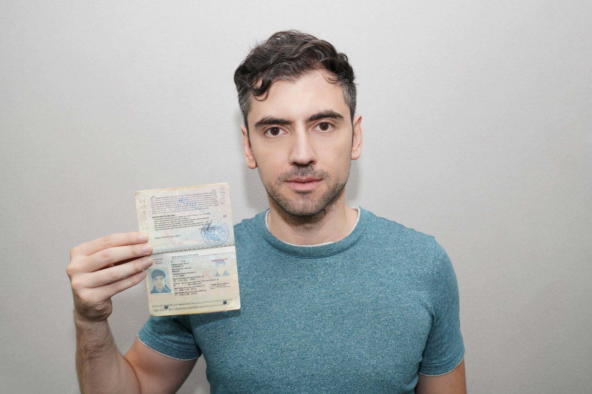Помогите: как сделать нормальное фото на паспорт?